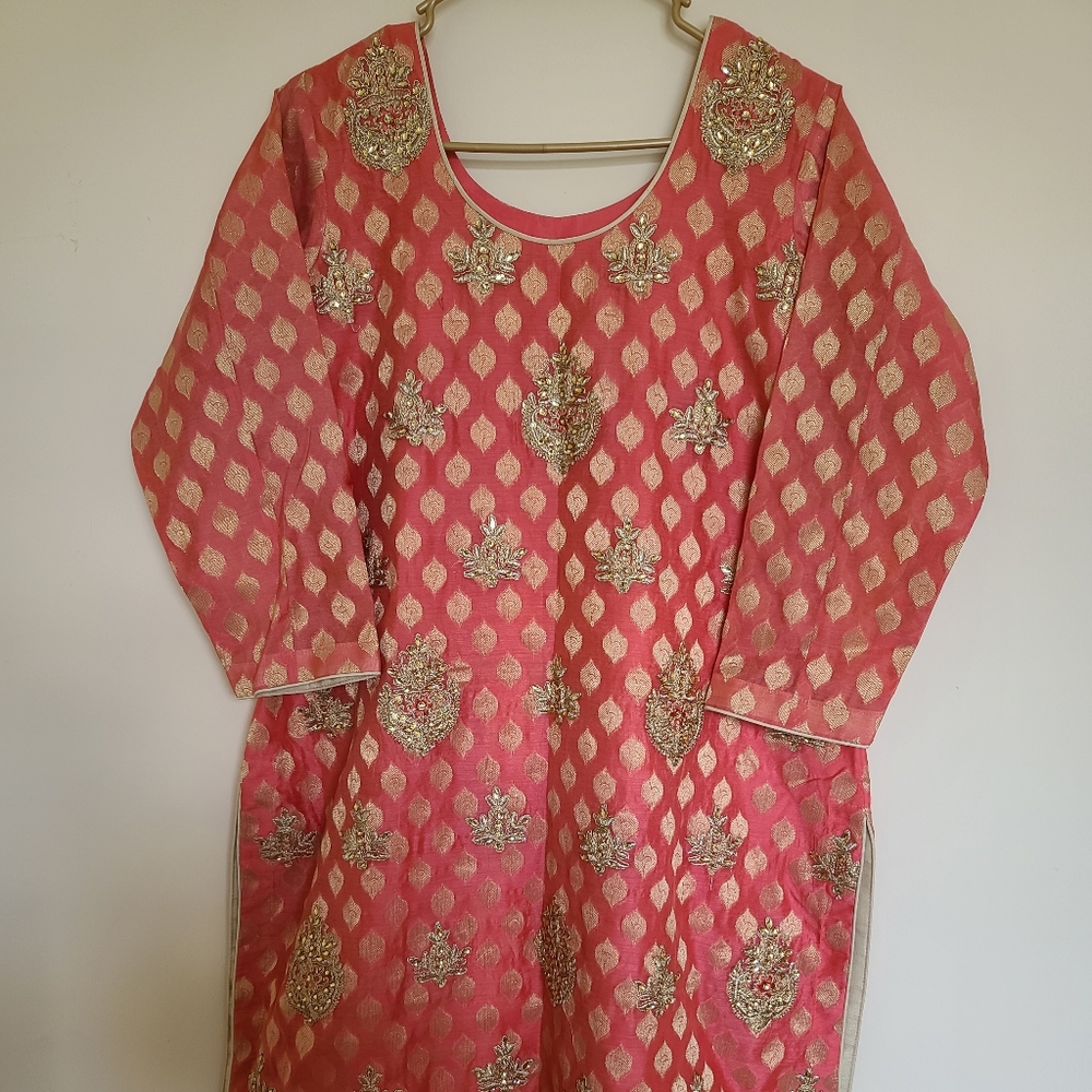 Pakistani & Indian Ethnic Wear